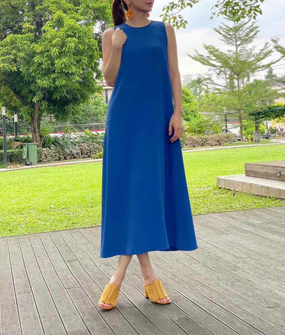 Jaxel French Linen Maxi Dress in Light Blue