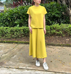 Jiang Tee in Yellow