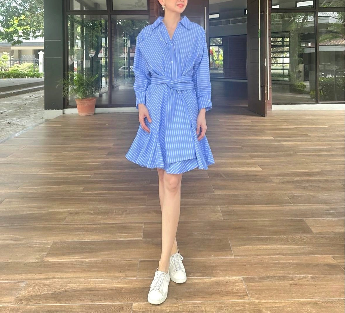 Kaeli Long Sleeve Button Down Dress in Blue